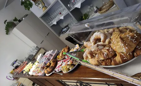 Hotel Soazza Отели в г. Мезокко