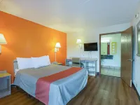 Rodeway Inn Hotels in Dubuque County