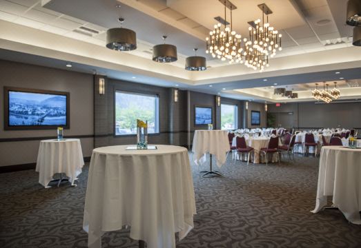 2. 델타 호텔 바이..