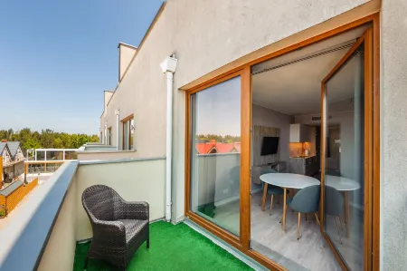 Ves, Sun & Snow Отели рядом с достопримечательностью «Albatros»