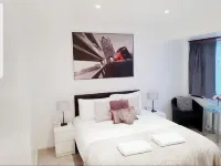 Cogie 55 Hotels in Enfield