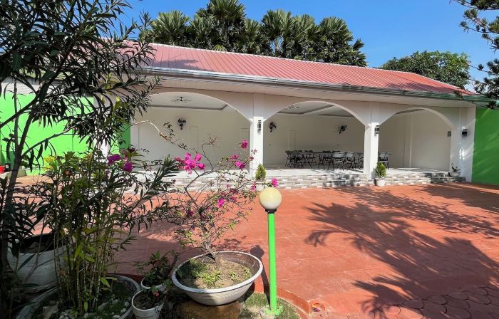 Sir Nico Guesthouse and Resort