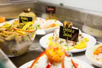 Diamond Coast Hotel - breakfast