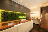 Hotel Five - bar