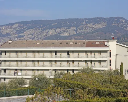 バイク ホテル ラ ペルラ ガルダのホテル