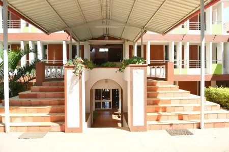 River Palace Отели в г. Панчгани