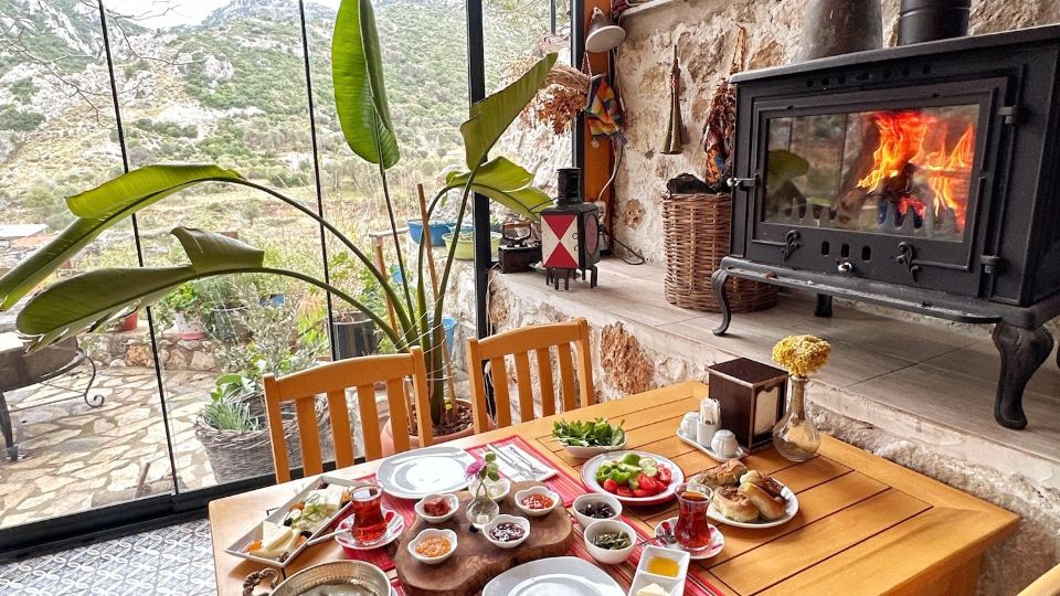 Saklı Konak