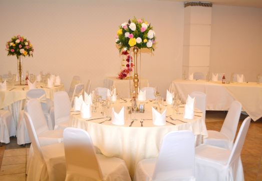 4. 페텐 에스플렌디..