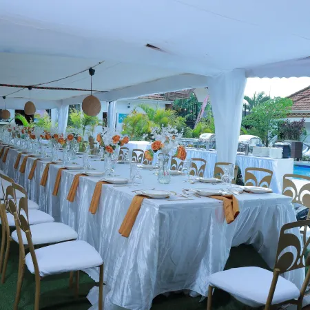 Mowicribs Hotel and Spa