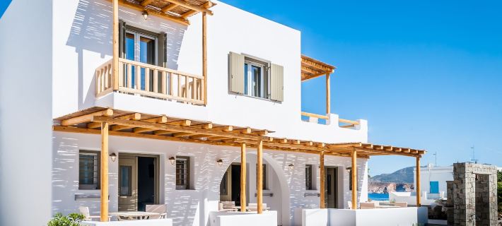 Vilos Suites Hotels in Milos