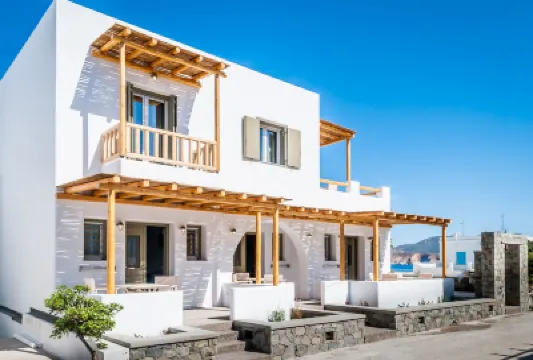 Vilos Suites โรงแรมใกล้หาด Pollonia Beach