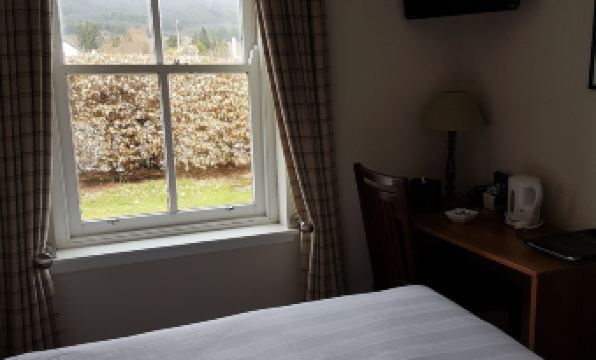 Loch Ness Guest House