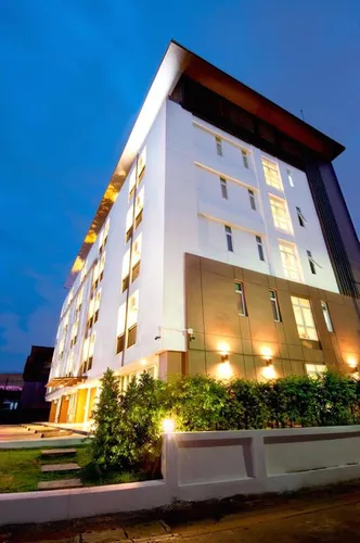 รูปภาพของกฤต เพลส