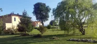 B&B 레 로즈 스펠로 Church of Saint Severinus 주변 호텔