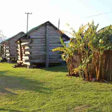 The Wild Farm Backpackers Hotel Exterior