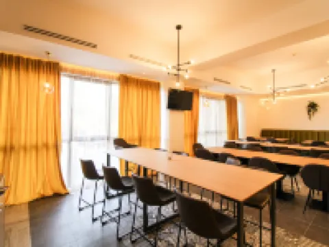 Hotel Avenue - Avenue Hotels Hotels in Buzau