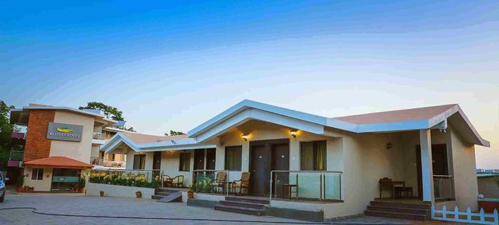 Bliss County Resort Hotels in Avakali