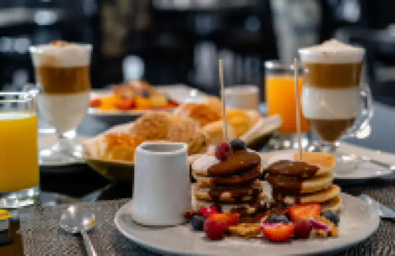 ホセ アントニオ デラックス