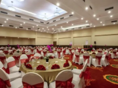 パジャジャラン スイーツ リゾート & コンベンション ホテル ボゴールのホテル