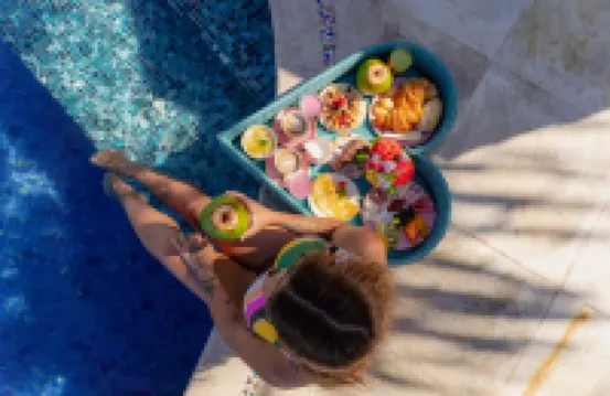 Cliffside Luxury Inn