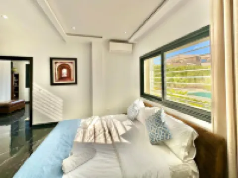 Gammarth Touristique Piscine Commune Bord de Mer Hotels in Gammarth