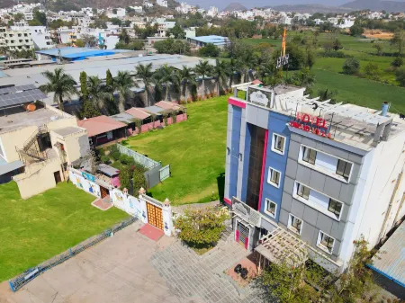 Hotel Umaid Villa Отели в г. Котра