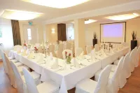 Hotel Altes Stadthaus فنادق في BarBel