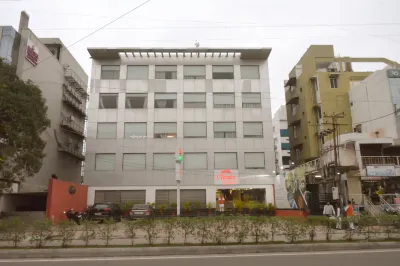 จินเจอร์ วาโดดารา, อัลคาปูรี โรงแรมใน