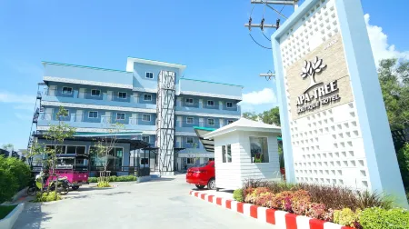 APA-Tree Boutique Hotel Отели в г. Такуа Тунг