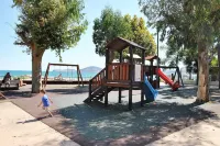 Dinky Home Air-conditioned Penthouse With sea View Terrace