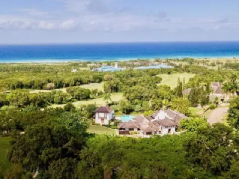 Hospitality Expert Half Hill 1Br Pool Beach فنادق في 