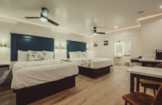 Blufftop Inn & Suites - Wharf/Restaurant District