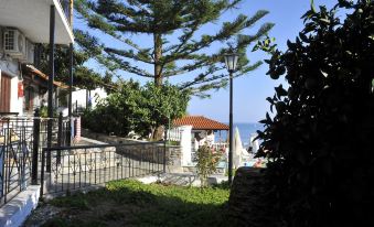 Fengeros Village