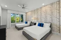 Modern Masterpiece by Avantstay Waterfront + Private Dock