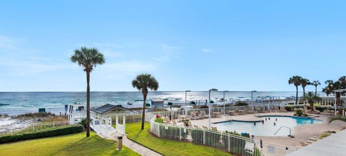 Sterling Sands 103 Hotels in Destin
