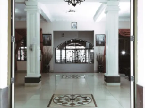 Pearl Residence Hotels in Rohero