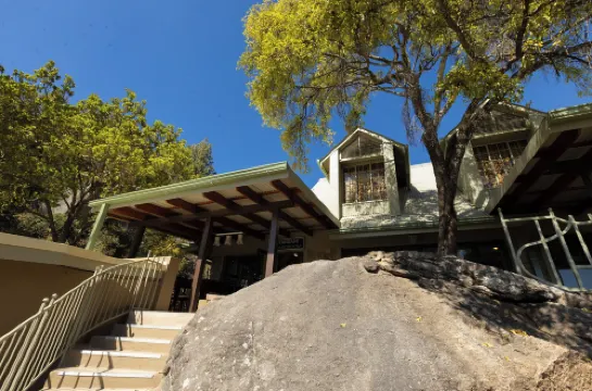 魯普拉拉山谷旅館 尼揚加酒店