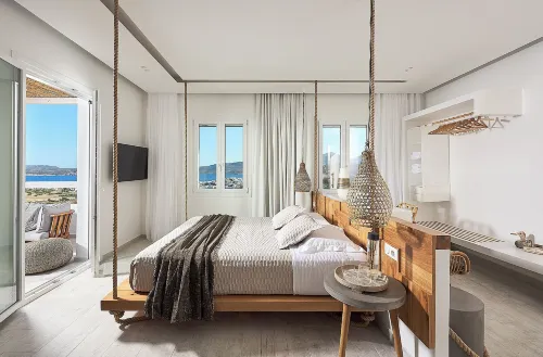 Nirome Luxury Suites - Apartments