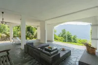 Top Lake View Villetta by Rent All Como Hotel di Cernobbio