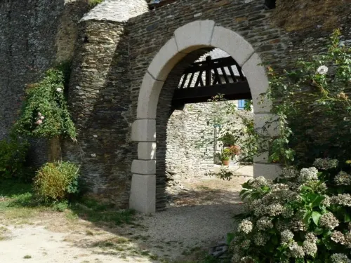 매너 바르보탱 낄리 호텔