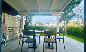 Charming villa with garden and views in Albarella