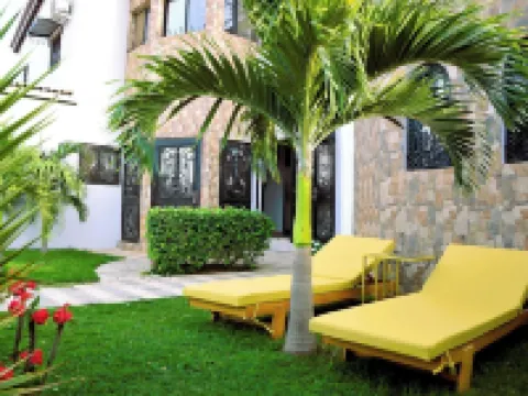 克爾阿迪亞納 薩利 伯土達爾酒店