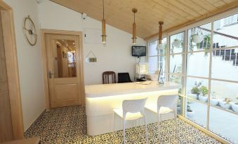 Bummy's by Vyaana Retreats