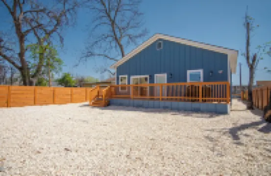 時尚四卧三浴城市生活，享市中心景觀！