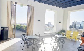 Premier Apts in Vibrant Downtown LA