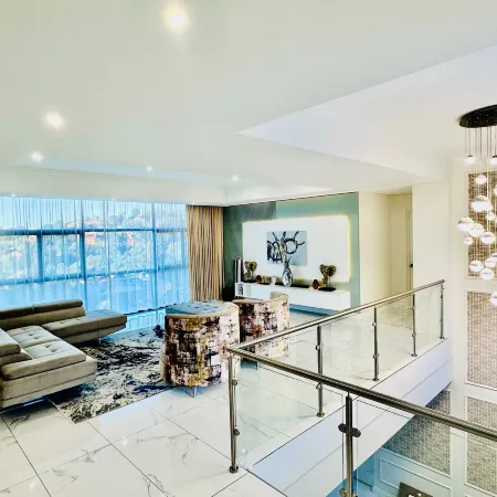 H & H Boutique & Spa