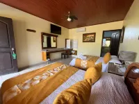 Hotel la Pradera del Arenal Hotels near Súper Cristian (Almacén de Mayoreo)