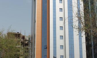 Laguna Hotel Suites