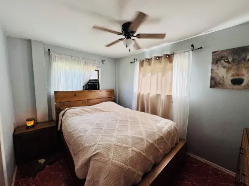 Juanita’s Cabin , a Peaceful cabin in Central Florida. IG:@JUANITASCABIN