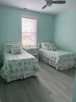 Island Blue Getaway! Brand new charming family friendly Home on Kent Island MD